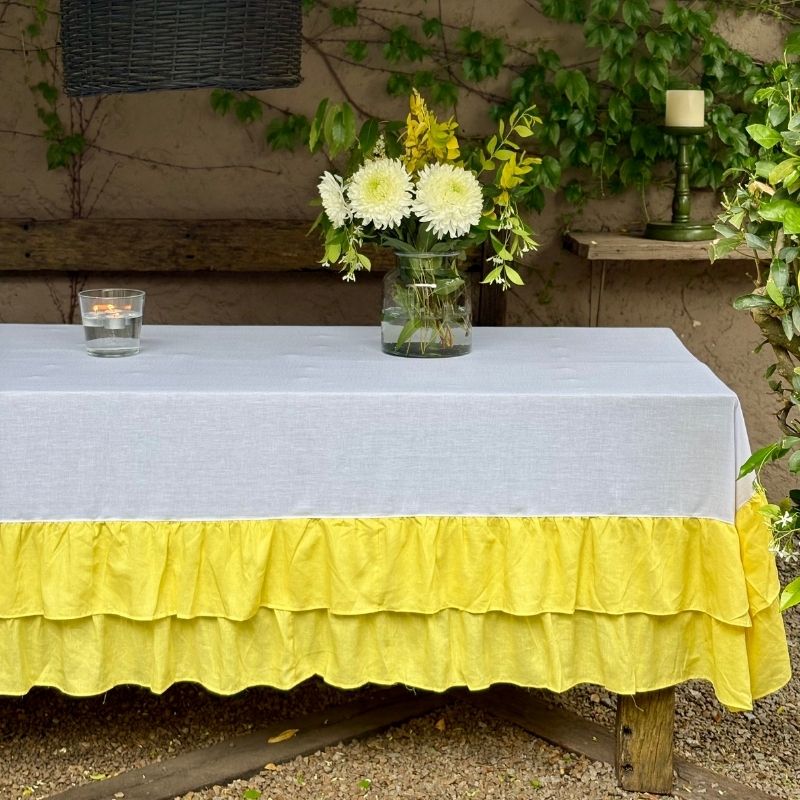 Mantel Paz / Lino Blanco con Volados Amarillos