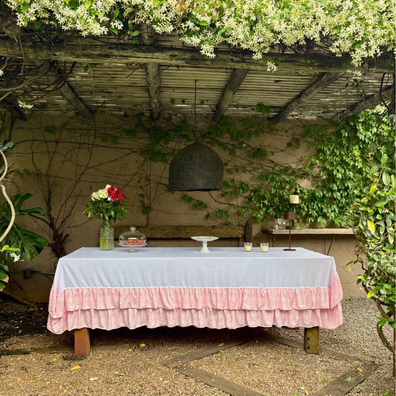 Mantel Alma / Lino Blanco y Encaje Rosa