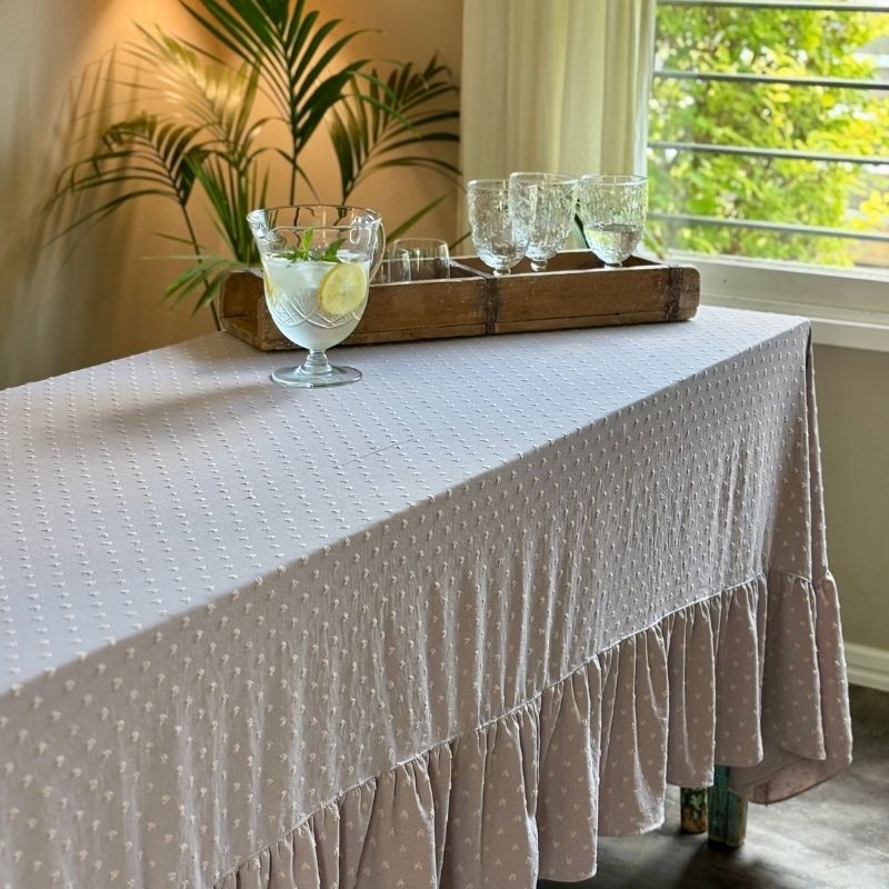 Mantel Bali / Gris con Bordado