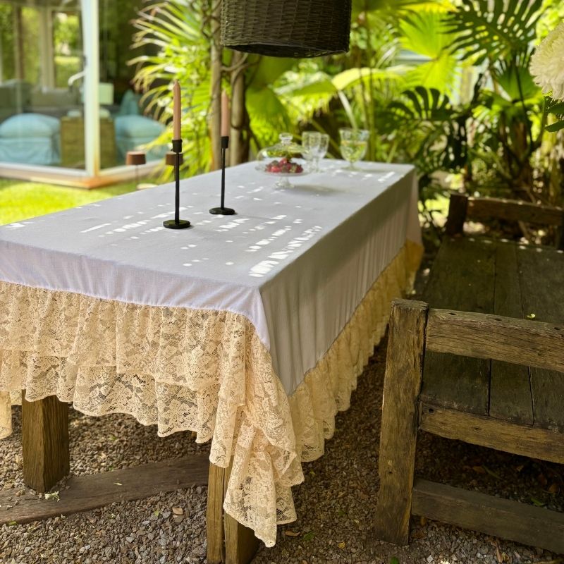 Mantel Alma / Lino Blanco y Encaje Beige